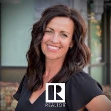 Lori Estrada Real Estate