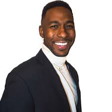 Hey everyone I'm excited to announce that I have joined @teamwolfepack at  @liferealtydistrict here in Las Vegas! I'm a product of the area so it's  fitting that whether you want to buy,