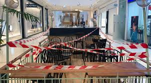 Rmf 24 podaje, powołując się na źródła w kprm, że z niemal stuprocentową pewnością można liczyć na otwarcie sklepów w galeriach handlowych od 1 lutego. Kraska O Obostrzeniach Od 1 Lutego Mysle Ze Jakies Poluzowania Wystapia Finanse