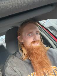 So I go still enter new year as single guy again. Chai anyways happy for  life