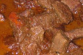 Salah satu jenis menu makanan yang legendaris dari indonesia dan cocok. Melihat Sejarah Dan Filosofi Rendang Bekal Perantau Serta Falsafah Tentang Pendidikan