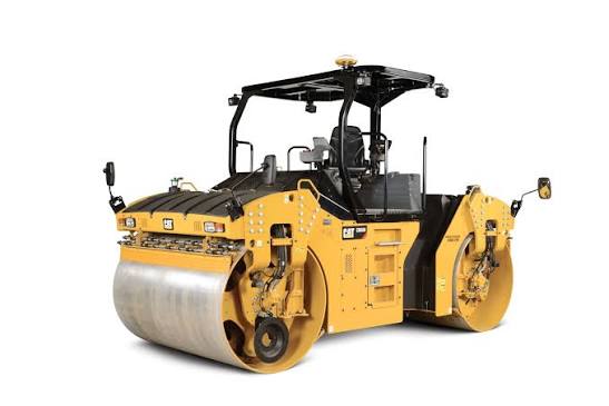 Caterpillar CB68B Smooth Drum Roller