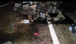 Que cristiano araujo morreu… uma pessoa tão do bem tão simpatico e talentoso. e que deus conforte o coraçao de toda a familia. Cantor Cristiano Araujo Morre Apos Acidente De Carro Em Go Diz Hospital Veja Fotos Ideal Mt
