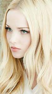 Dove Cameron In 2020 Blonde Hair Green Eyes Blonde Hair Pale Skin Brown Eyes Blonde Hair