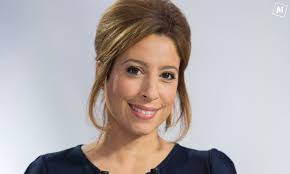 Journaliste sur france télévisions depuis 2014, léa salamé s'est notamment fait connaître en tant que chroniqueuse sur onpc. Et La Femme Journaliste La Plus Influente De France Est Lea Salame Toute L Actualite Des Medias Francais