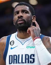 Kyrie Irving is leading the league in Q4 PPG for the SECOND STRAIGHT SEASON  🔥