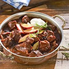 Abbildung Des Rezepts Rahmgulasch Vom Hirsch Rezepte Hirschgulasch Rezept Hirschragout Rezept