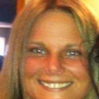 Julie Villegas's Instagram, Twitter & Facebook