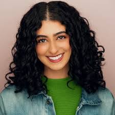 Sarah Scanlon's Instagram, Twitter & Facebook