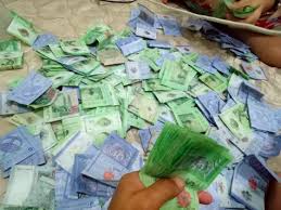 Tak payah sekat perbelanjaan, beli je keperluan hidup seharian. Susah Nak Menabung Guna Duit Rm20 Cuba Guna Strategi Lelaki Ini Mudah Je Lobak Merah