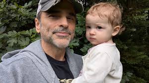 Aloha! My daughter, Noe Dacascos, did her first interview with the lovely  Janelle So-Perkins last Saturday and had a blast. Thank you, Janelle, for  having Noe