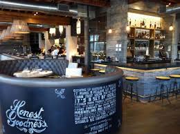 Yard Bird Chalk Booth Yardbird In Miami Florida Rustic Restaurant House Decor Rustic Rustic Apartment
