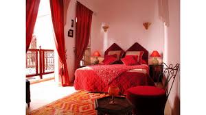 Nah, itulah tadi pilihan desain kamar tidur romantis untuk pasangan pengantin baru. Membuat Kamar Tidur Jadi Lebih Romantis Kamartidur Com