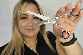 Delilah Leon's Instagram, Twitter & Facebook