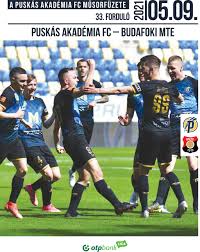 Puskás akadémia football club , algemeen bekend als puskás akadémia , is een voetbalclub uit felcsút , hongarije , die deelneemt aan de nemzeti bajnokság i , de hoogste vlucht van het. Puskas Akademia
