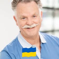 From Nate Jorgensen: My dad had this instrument dropped off at his office.  Best I can tell it's a J.A. Mackenzie Piano Harp made in Minneapolis around  November 1890. Does anyone know