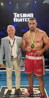 Aussie monster justis huni makes boxing history on pro debut a new heavyweight star has been born with australia's great hope justis huni pulling off an incredible first on debut. Australian National Boxing Federation Justis Huni Defends His Heavyweight Title