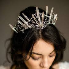 BRIENNE Quartz Crown, Crystal Crown for a Whimsical Bride, Unusual Tiara,  Statement Headpiece, Raw Quartz Crown, Clear Modern Accessory