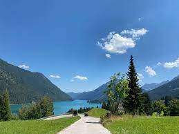 Die firma kärnten solar betreibt in ganz kärnten bürgerkraftwerke, vier davon in weissensee, die von den einwohnern. Ein Wochenende Am Weissensee In Karnten