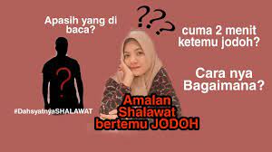 Bacaan latin dari lafadz tersebut adalah. Istiqomah Shalawat 1000x Bertemu Jodoh Dahsyatnya Shalawat 2 Youtube