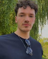 Oliver Rose (@oliverctrose) • Instagram photos and videos