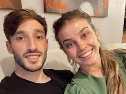 La declaración de amor de Florencia Velasco, tras el destaque de Matías  Viña en el debut de Uruguay en la Copa América