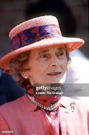 40 Helens School Stock Photos, High-Res Pictures, and Images