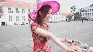 If your post is an ads/meme that you found on the net, it is very likely that someone else. Jav Karta Netizens Abuzz As Japanese Idol Sailor Amane Tours Indonesian Capital In Her Film Debut Coconuts Jakarta