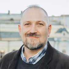 Une page se tourne... Nous avons pris la décision de mettre fin à Alter  Rando. C'est une aventure que nous avons portée ensemble pendant 2 ans,  Yves et moi. Dans tout projet,