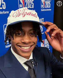 Barry Daras's Instagram, Twitter & Facebook