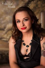 Amy Everidge (@aeveridge82)