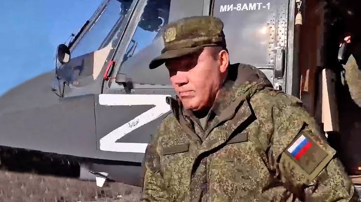 Valery Gerasimov Inspects Russian Tsentr Troops in Donetsk