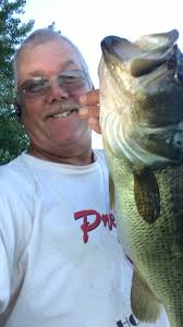 uShare: Reeling In Fish Photos