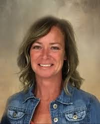 Michele Winegar's Instagram, Twitter & Facebook