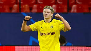 Sevilla fc have today familiarised themselves with dortmund's signal iduna park , also known as the bvb stadion in the champions league. Naturgewalt Erling Haaland Schiesst Bvb Zum Sieg In Sevilla Sport Dw 17 02 2021