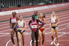 Record, breaking a mark set by ajee wilson. Lo4oprese7e Dm