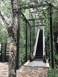 Senarai panjang tempat menarik di kundasang dan ranau terbaru 2020 untuk panduan anda hanya dari kami penduduk asli sabah! Tamarind Square Tempat Lepak Best Untuk Si Ulat Buku Kaki Gambar Rileklah Com