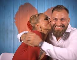 Love is in the air once more in italy, as more hopeful singletons check in to the hotel, hoping to find their soulmate. First Dates Hotel Viewers Melt After Emma Falls For Viking Luke Daily Mail Online