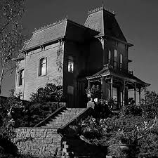 Eso no es ni una casa de terror ni es nada, ¿sabes lo que de verdad da miedo? Puedes Reconocer Las Casas Del Terror Del Cine