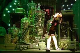 Vitrines De Noel Animees Lanvin Du Printemps Paris Novembre 2010 Escaparates Diseno De Vitrina Y Escaparate Navidad