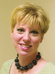 Carolyn Helgeson's Instagram, Twitter & Facebook