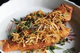Ikan air apa,ikan kerapu bebek,ikan kerapu bunga,ikan kerapu bintang,ikan kerapu beracun,ikan kerapu bintik,ikan kerapu banyak duri,ikan kerapu batik. Ikan Kerapu Bara Goreng Halia Dan Bawang Putih Azie Kitchen