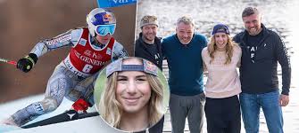 Also competed internationally in alpine skiing. Ester Ledecka Vydelala Za Vikend Jeden A Ctvrt Milionu Staci To Jen Na Vyplaty Blesk Sport