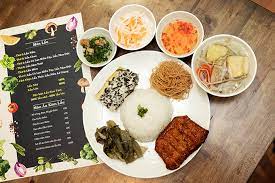 Cục nghệ thuật biểu diễn đã cấm diễn angela phương trinh 6 tháng vì hành vi này. Chá»‹ Em Angela PhÆ°Æ¡ng Trinh Má»Ÿ Quan Chay Thá»© Ba Ngoi Sao