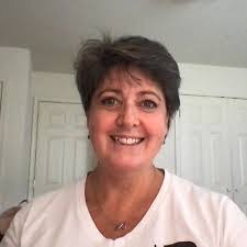 Sally Siler's Instagram, Twitter & Facebook