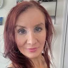 Where the women with no kids at