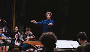 Notizie, foto e video su la compagnia del cigno, tutti gli aggiornamenti da leggo.it. La Compagnia Del Cigno 2 Stagione Uscita Rai Cast