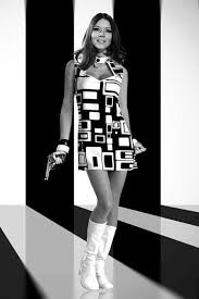 20 Trendy Black And White Outfit Ideas With Pictures Sixties Fashion Fashion 1960s Fashion