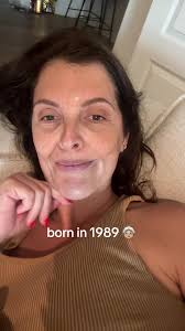 Gina Benitez (@ginambenitez)