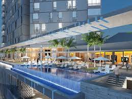 Business hotels normally has less family people, fewer children or holidaymakers that can distract you from the negotiations or workflow. Noom Hotel Abidjan Plateau Mangalis Noom Hotels
